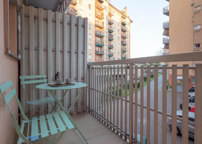Xenia Apartments - Renovated studio in Navigli area